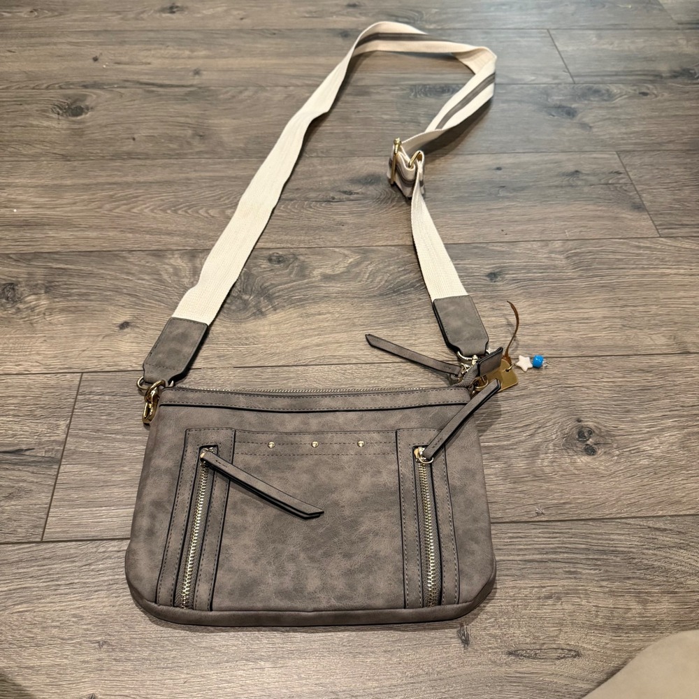Free Bird Gray Faux Leather Crossbody Bag Gold Tone Zippers Studs Adjustable